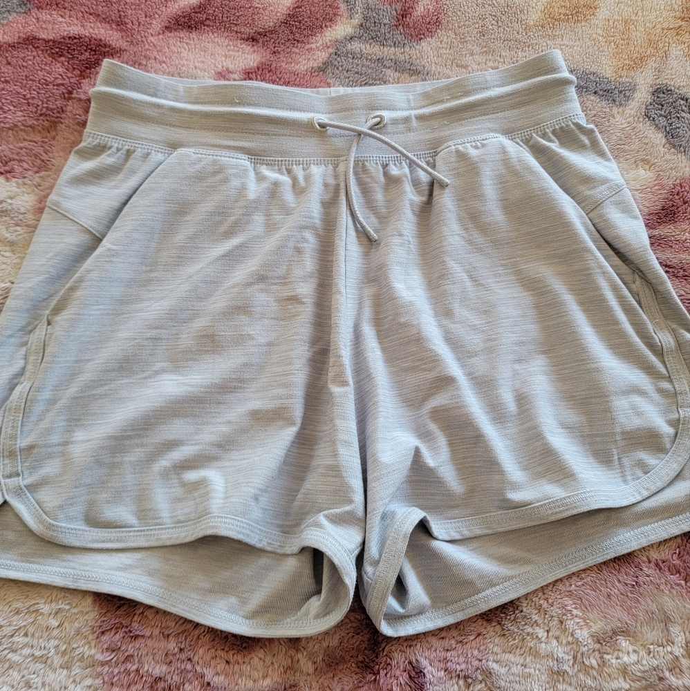 🤑 All In Motion Shorts